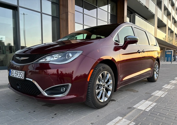 Chrysler Pacifica cena 114999 przebieg: 236900, rok produkcji 2017 z Warszawa małe 704
